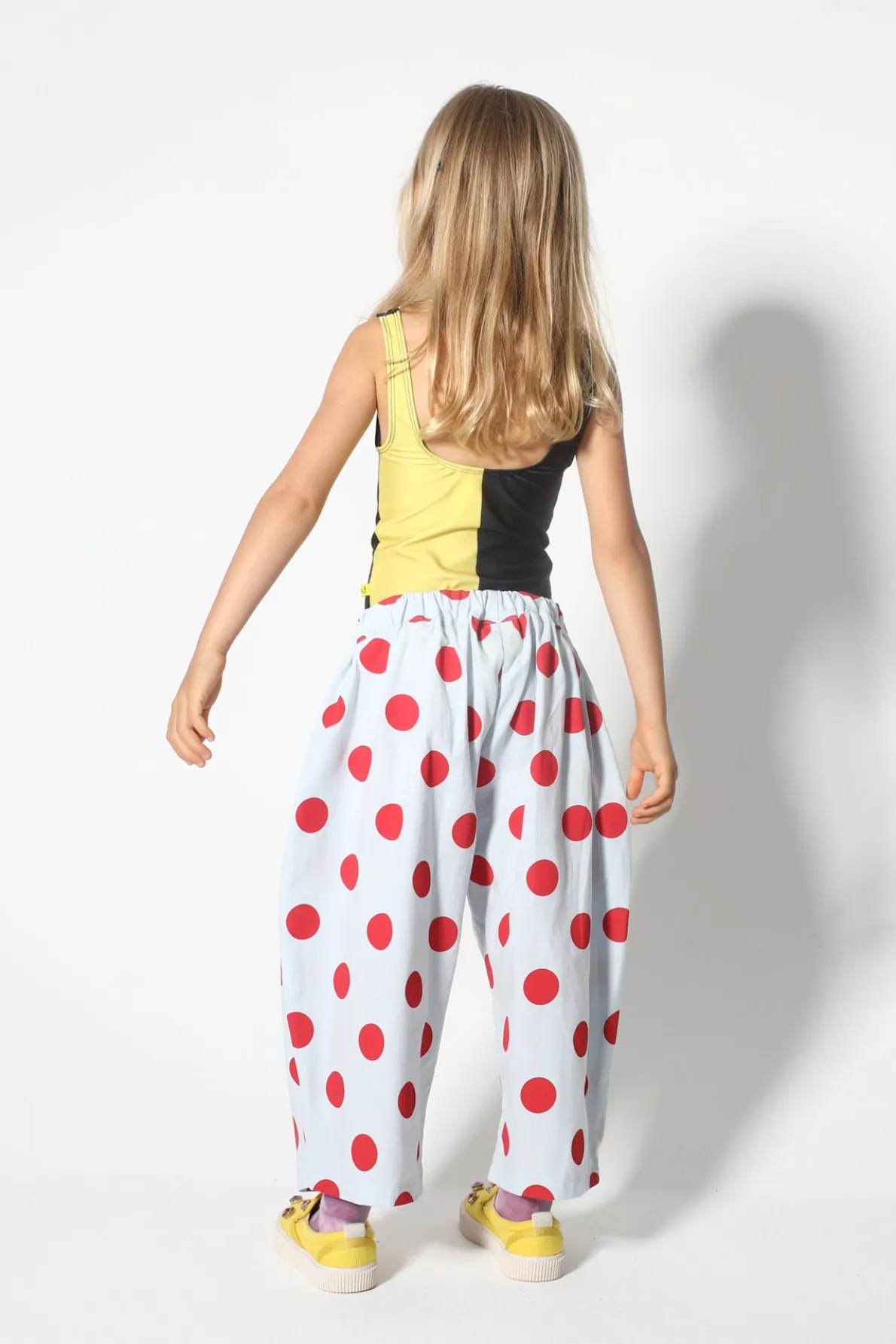 YELLOW AND BLACK SWIMSUIT