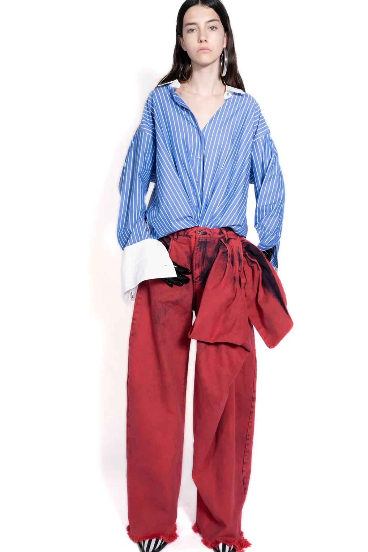 RED BOYFRIEND TROUSERS WITH BIG BOW