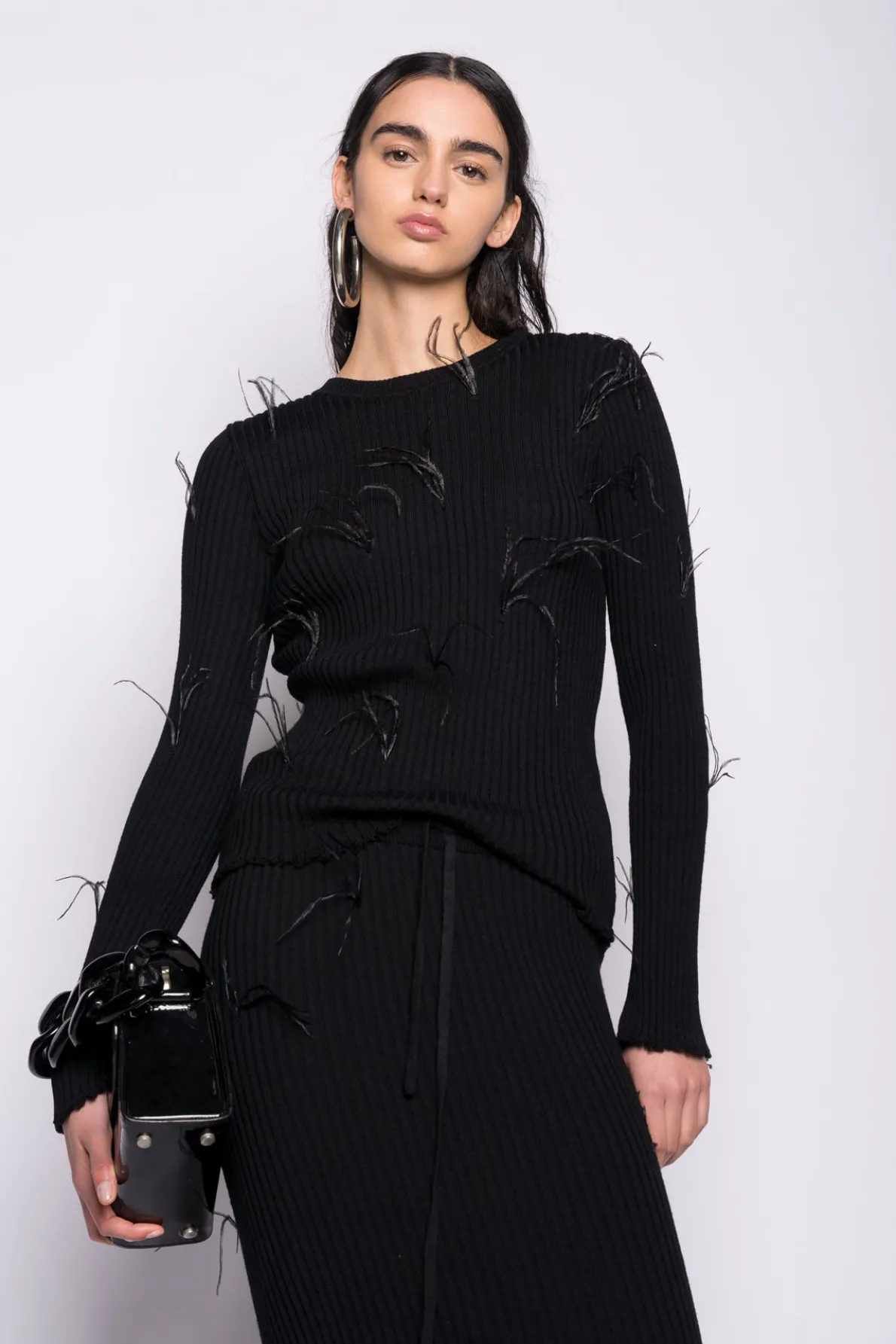 BLACK MERINO CREW NECK TOP