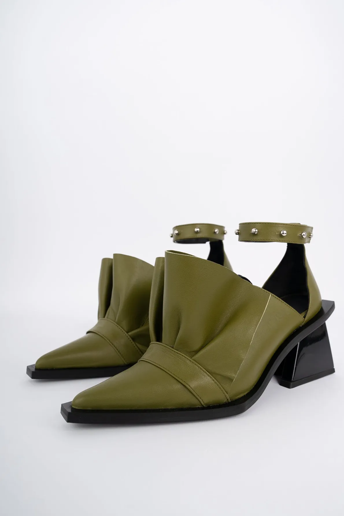 KHAKI POINTY FRILL LACE UP PUMPS