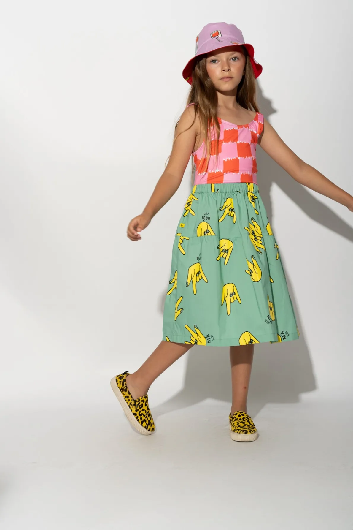 TURQUOISE HANDS PRINT GATHERED SKIRT