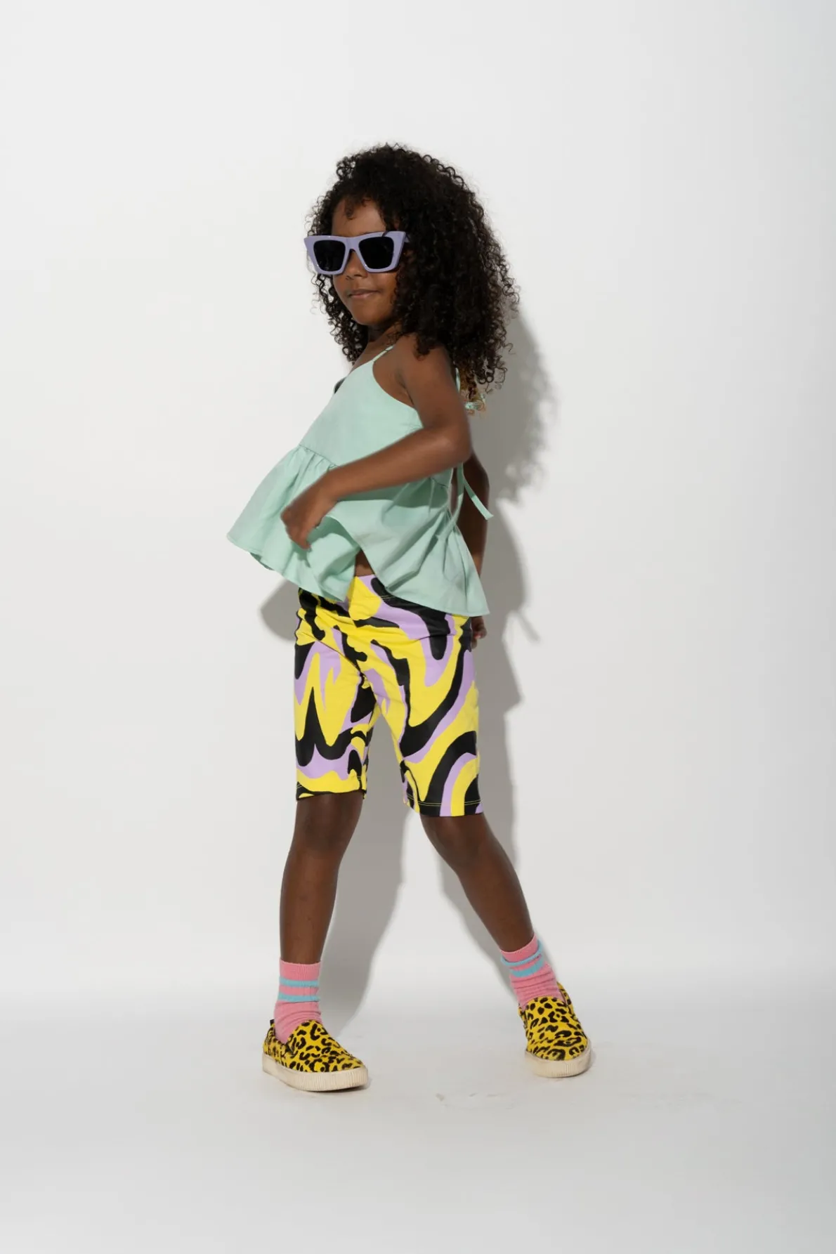 DARK WAVY PRINT BIKER SHORTS