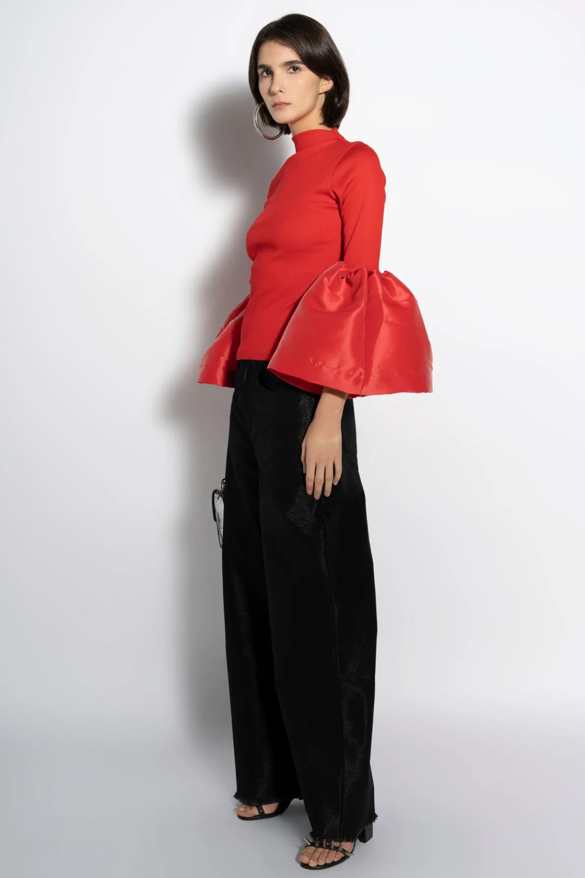 RED TURTLENECK PUFF SLEEVE TOP