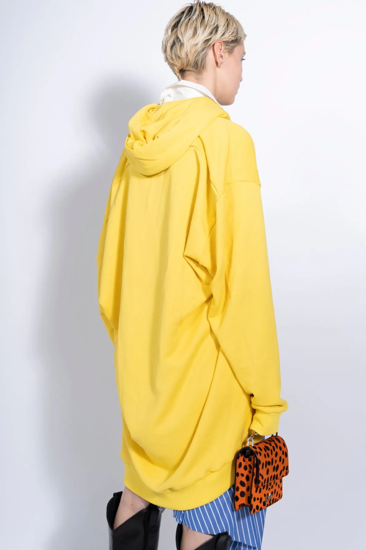 YELLOW ASYMMETRIC HOODIE WITH BIG EYELET