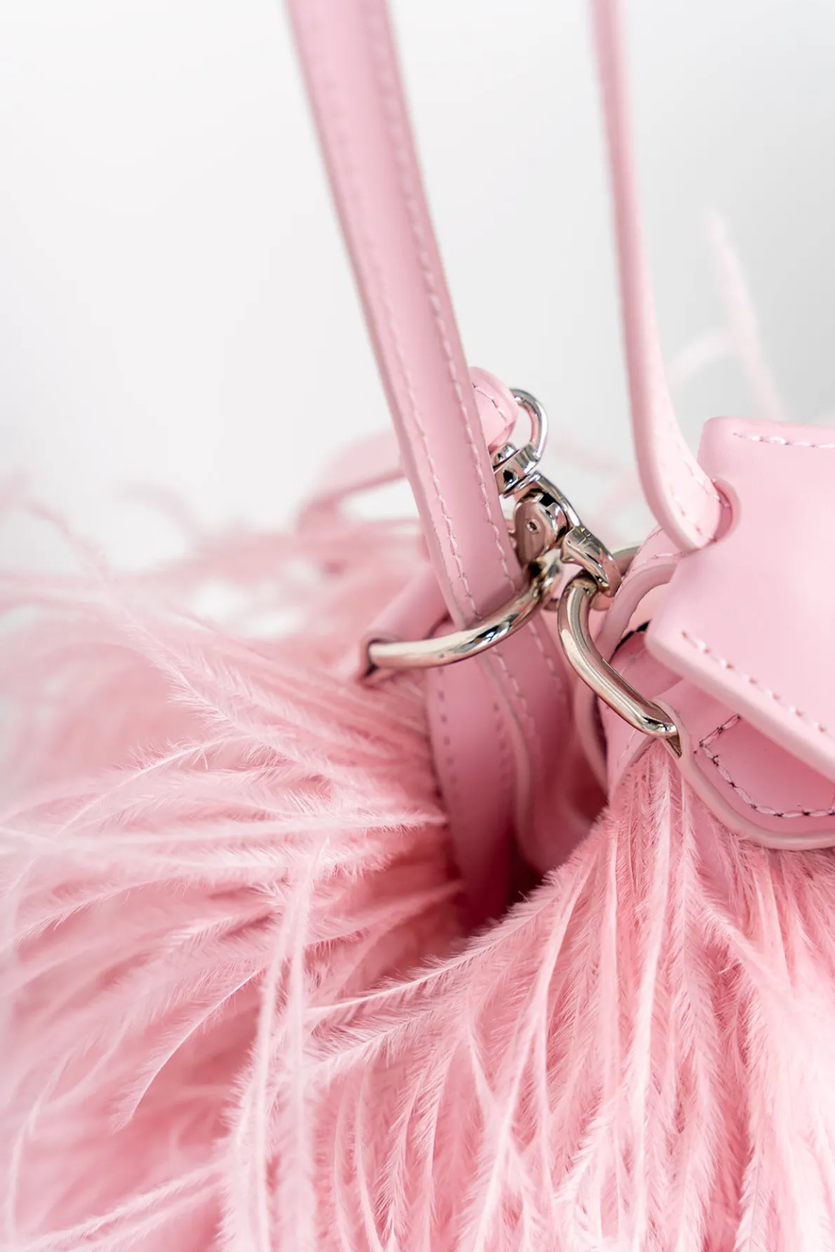 LIGHT PINK FEATHER BAG