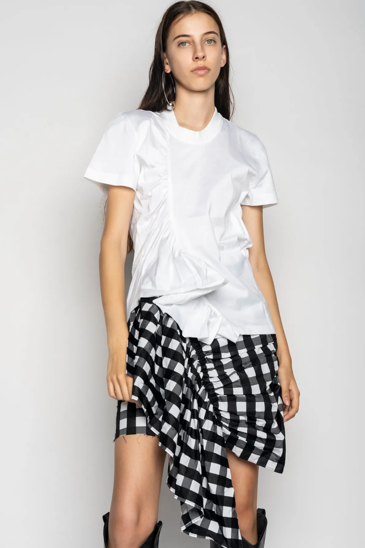 GATHERED T-SHIRT IN WHITE