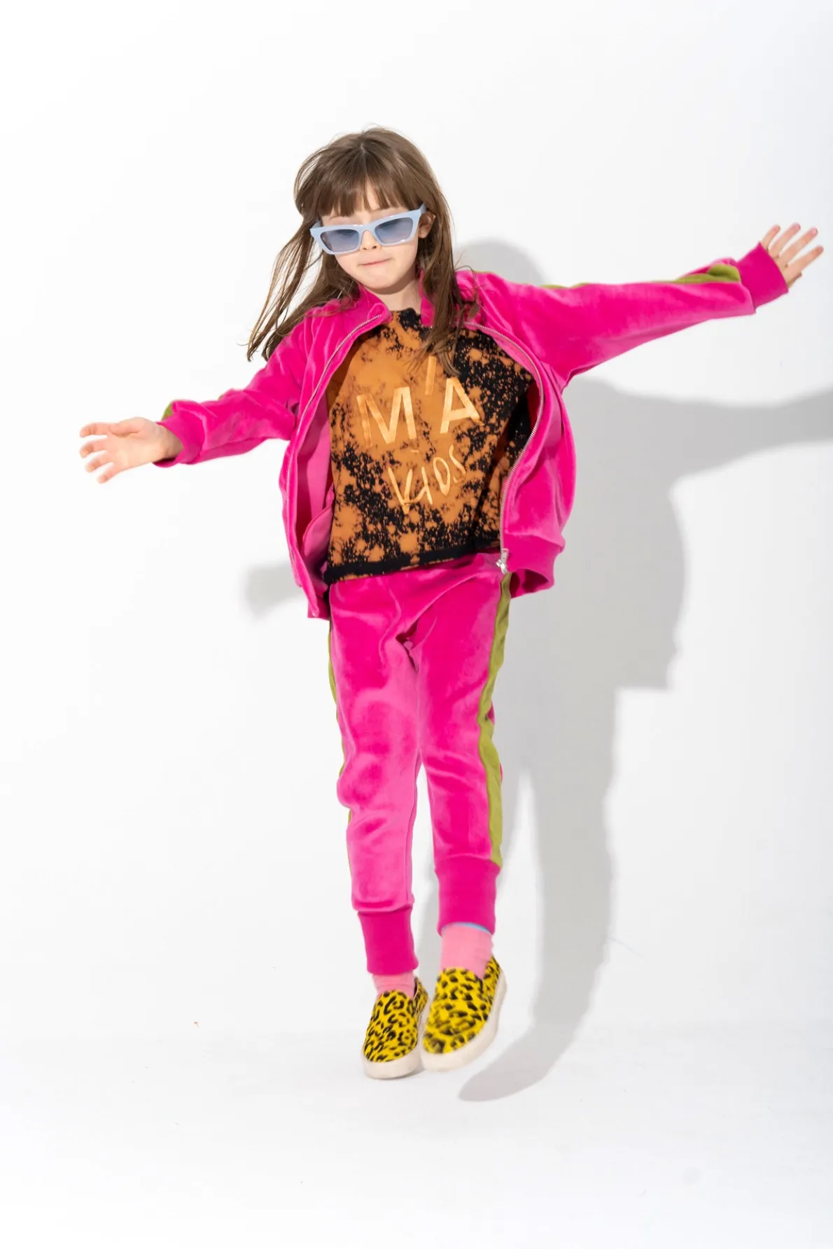 BLACK AND ORANGE SPLATTERED LOGO T-SHIRT