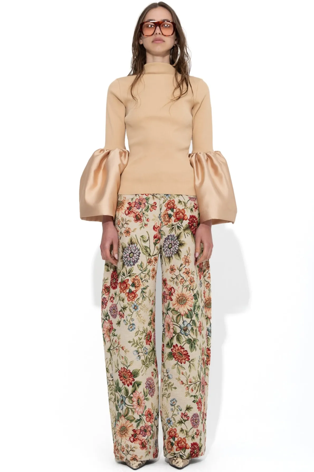 BEIGE TURTLENECK PUFF SLEEVE TOP