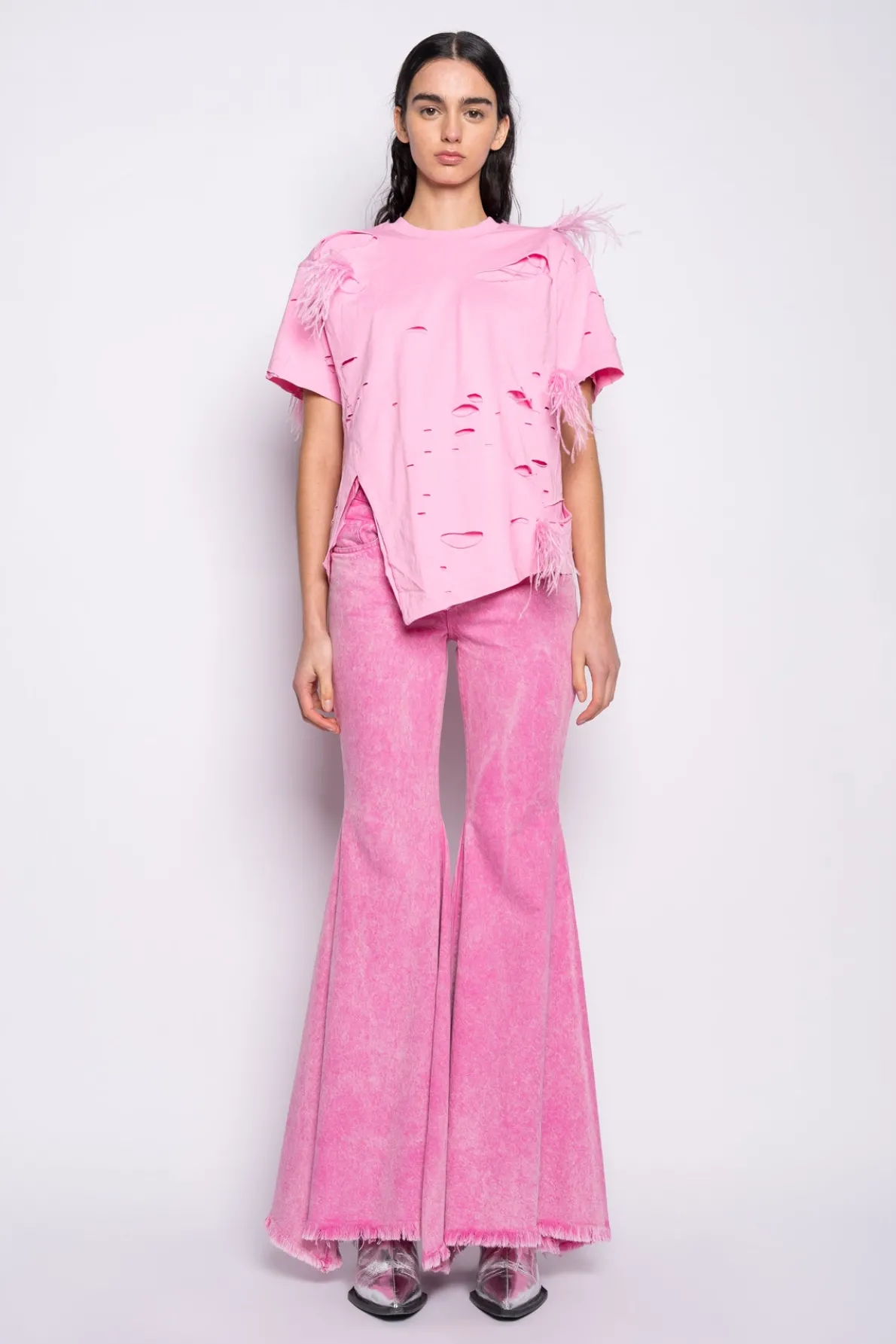 PINK DISTRESSED T-SHIRT WITH FEATHERS
