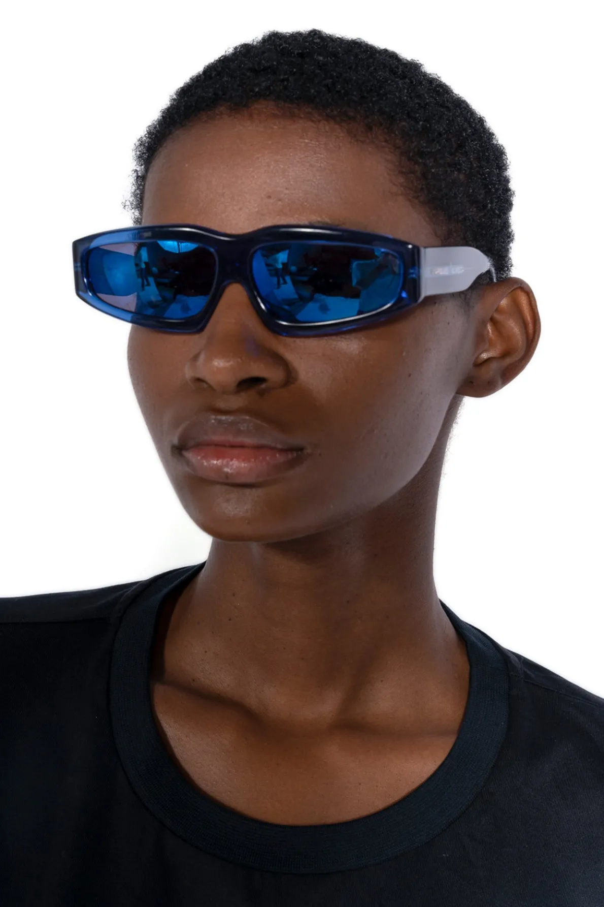 BLUE ANGULAR FRAME SUNGLASSES