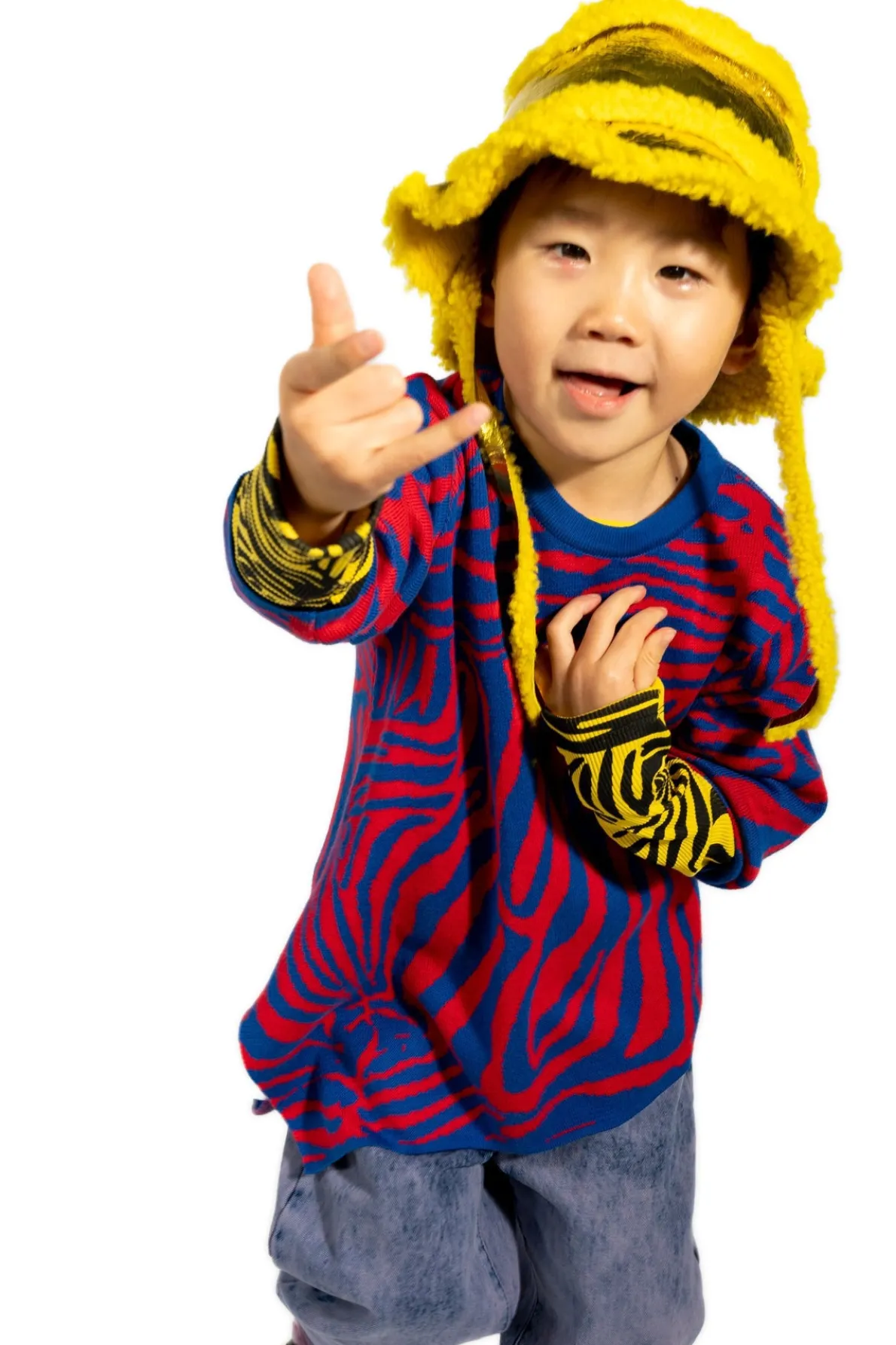 YELLOW SHINY LEATHER BUCKET HAT